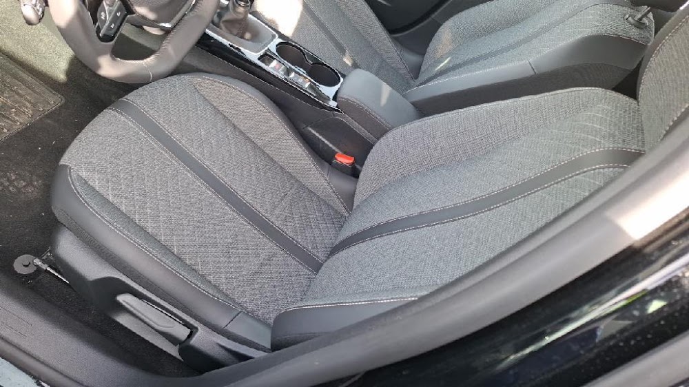Foto Peugeot 208 7