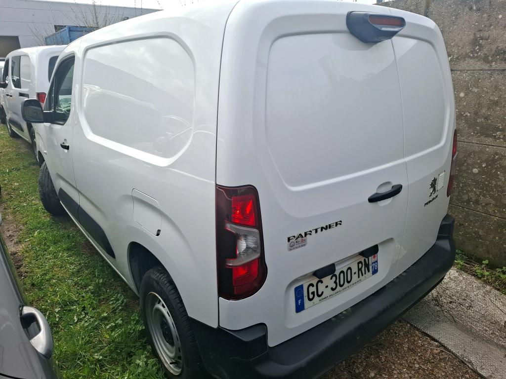 Peugeot PARTNER FOURGON STANDARD 650 KG BLUEHDI 100 S&S BVM5 ASPHALT 2021