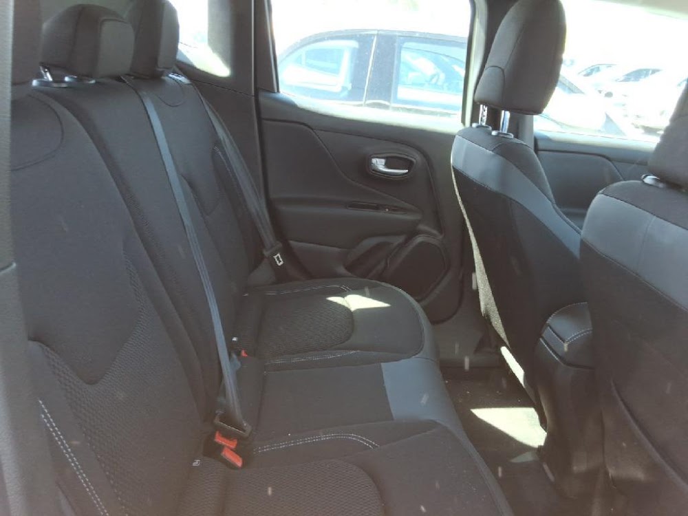 Foto Jeep Renegade 12