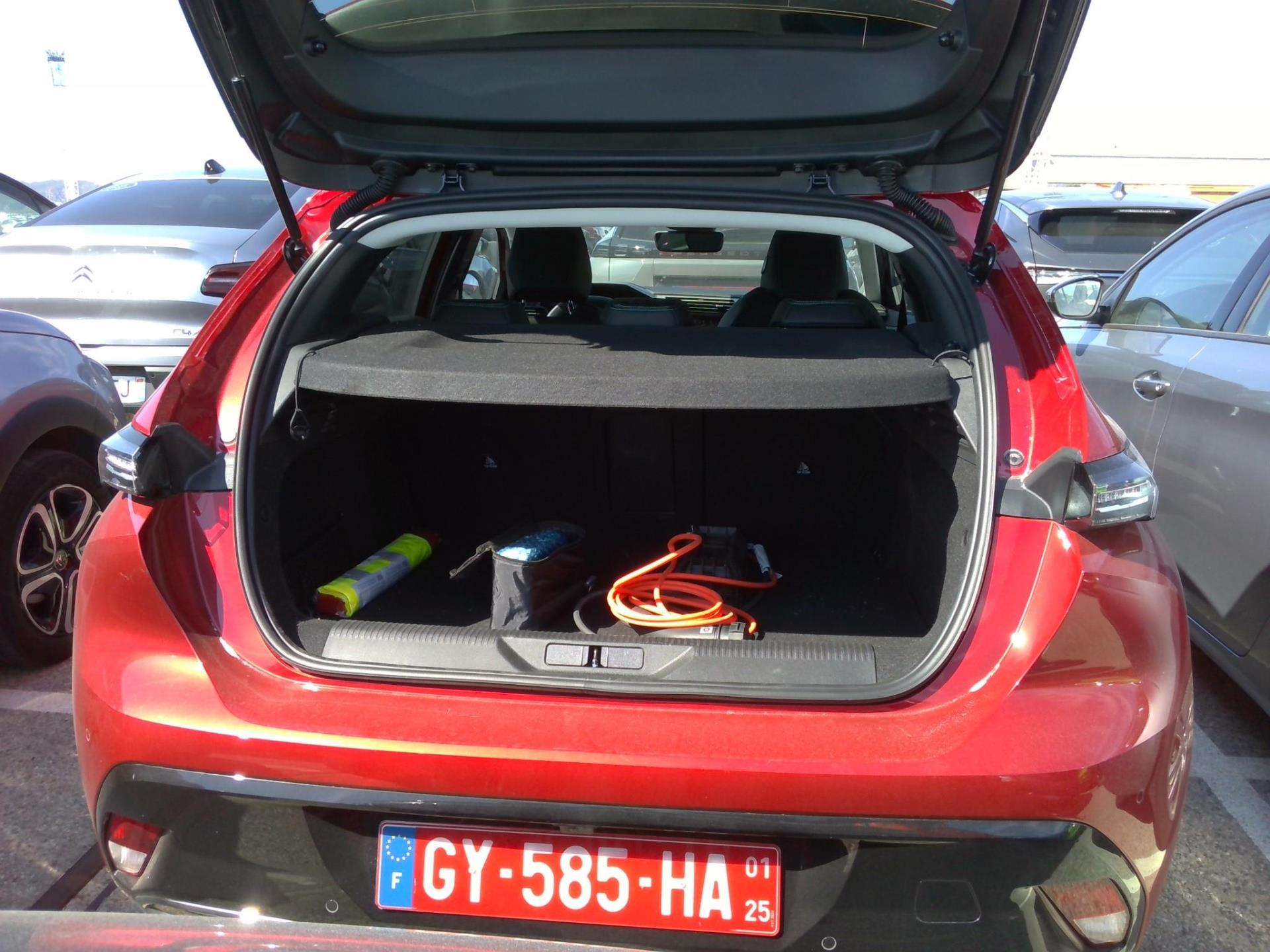 Peugeot 308 PHEV 180 e-EAT8 Allure 2024
