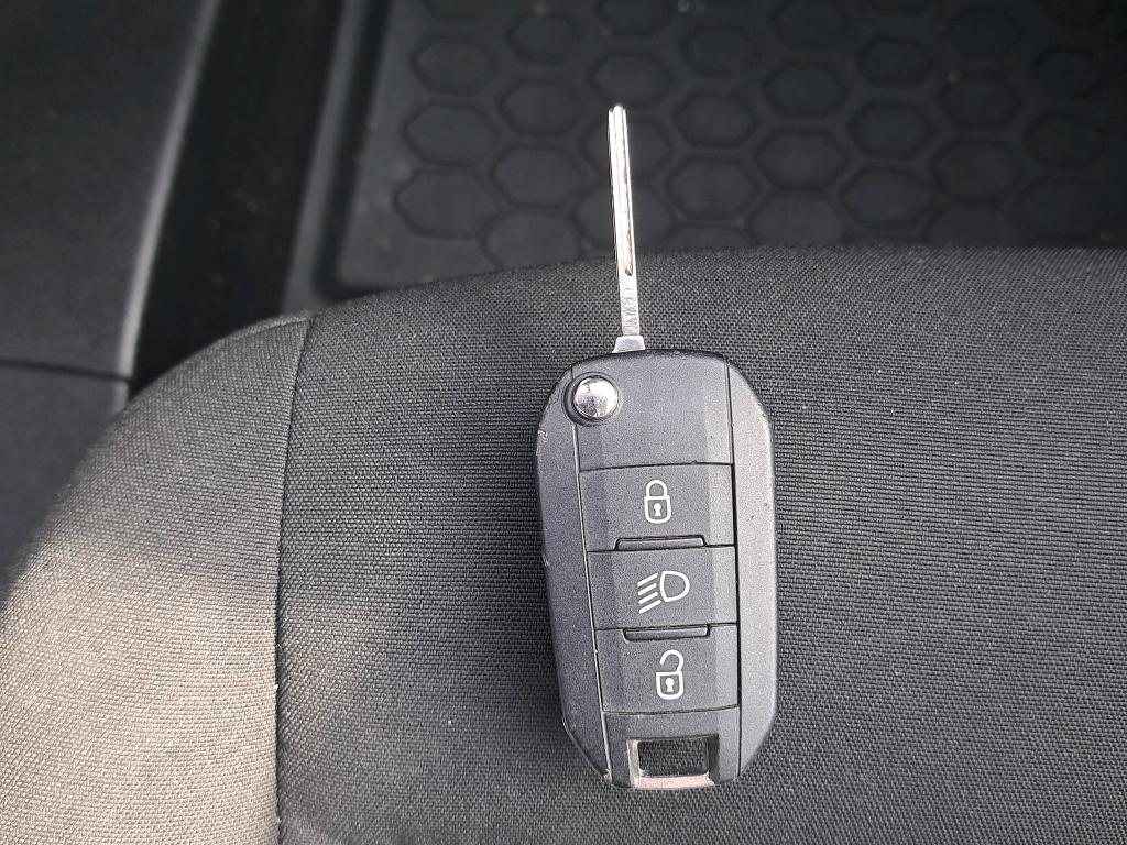 Citroen Berlingo Taille XL 7pl PureTech 130 S&S EAT8 Feel Pack 2022