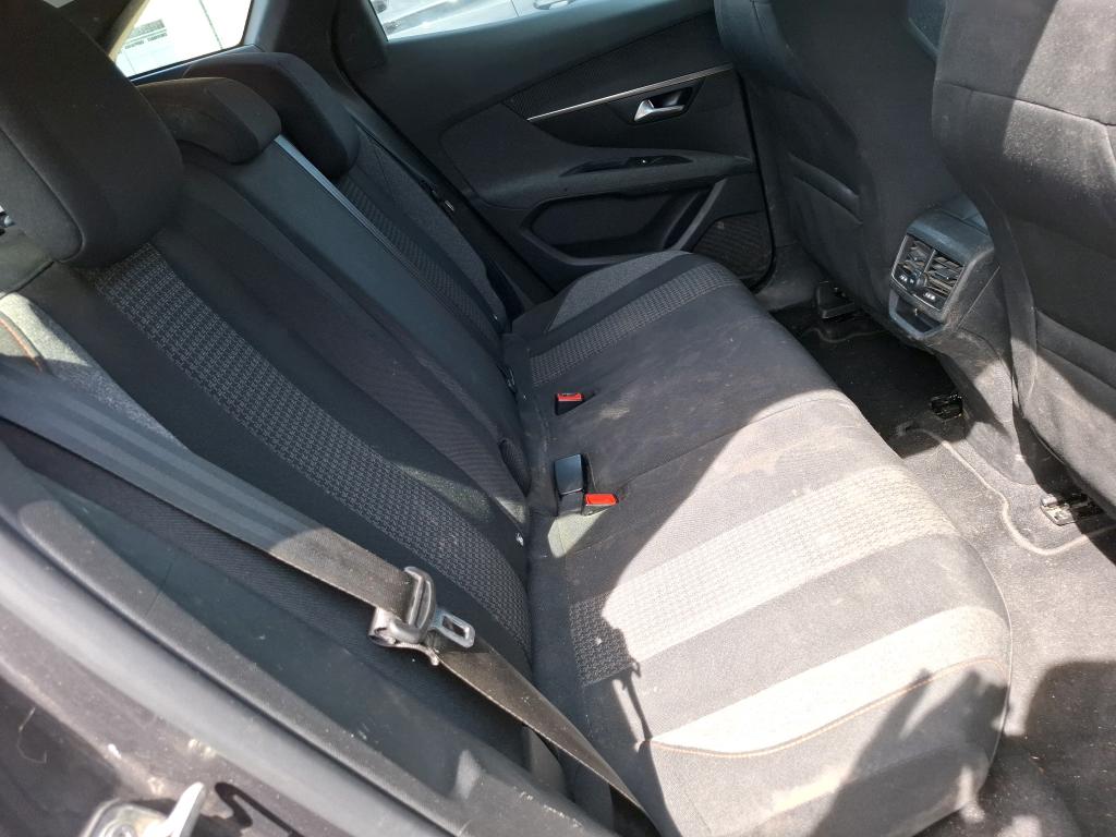Peugeot 3008 BlueHDi 130ch S&S EAT8 Active Pack 2022