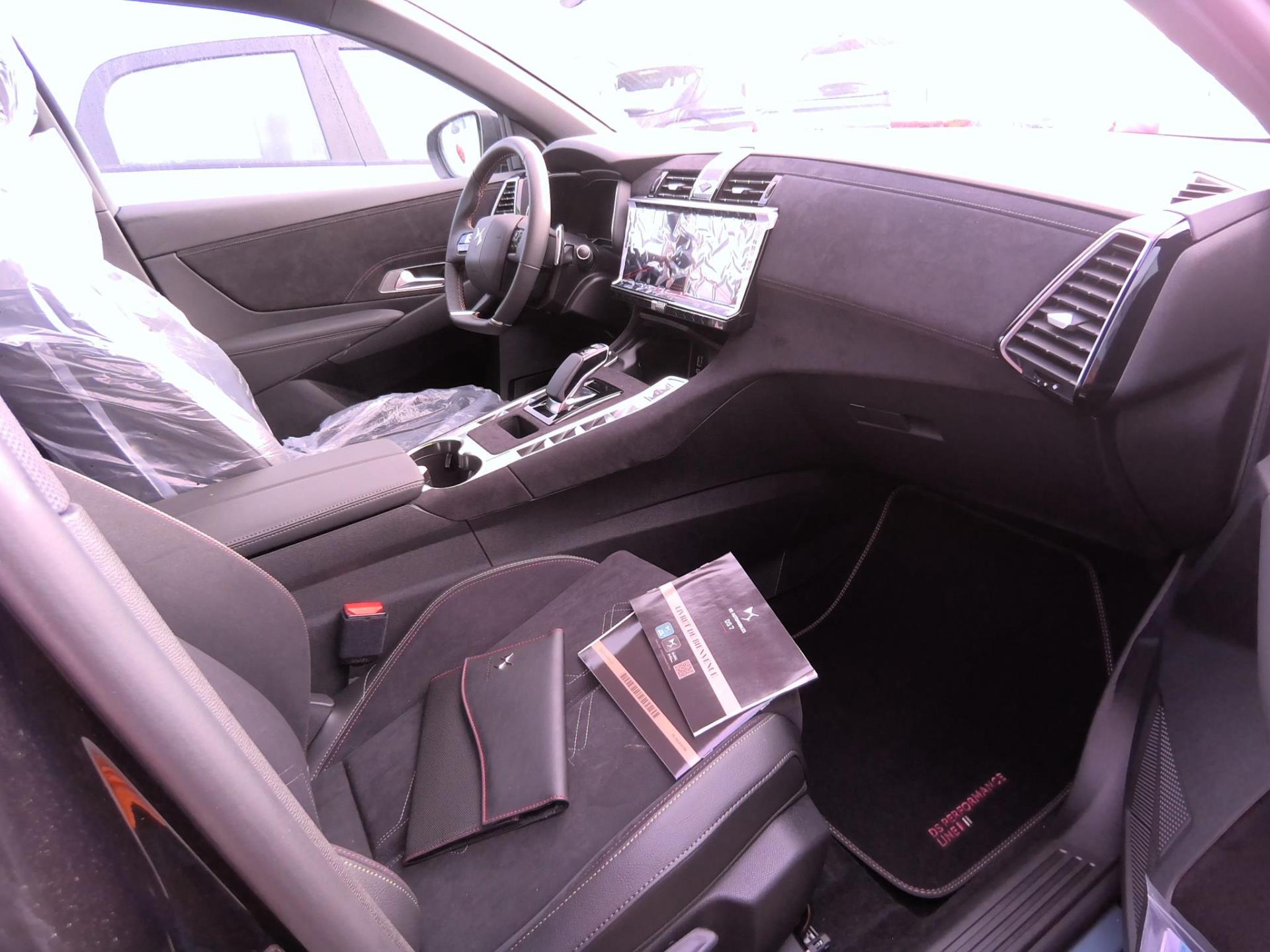 DS DS 7 Hybride Rechargeable E-Tense 225 EAT8 Performance Line 2023