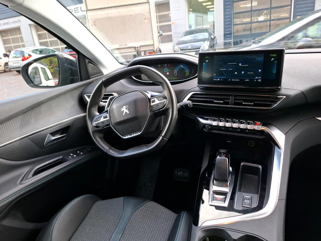 Peugeot 3008 Hybrid 225 e-EAT8 Active Pack 2022