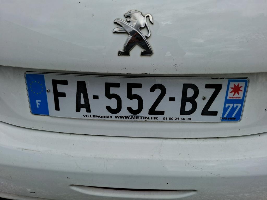 Peugeot 208 AFFAIRE BLUEHDI 100 BVM6 PREMIUM PACK 2018