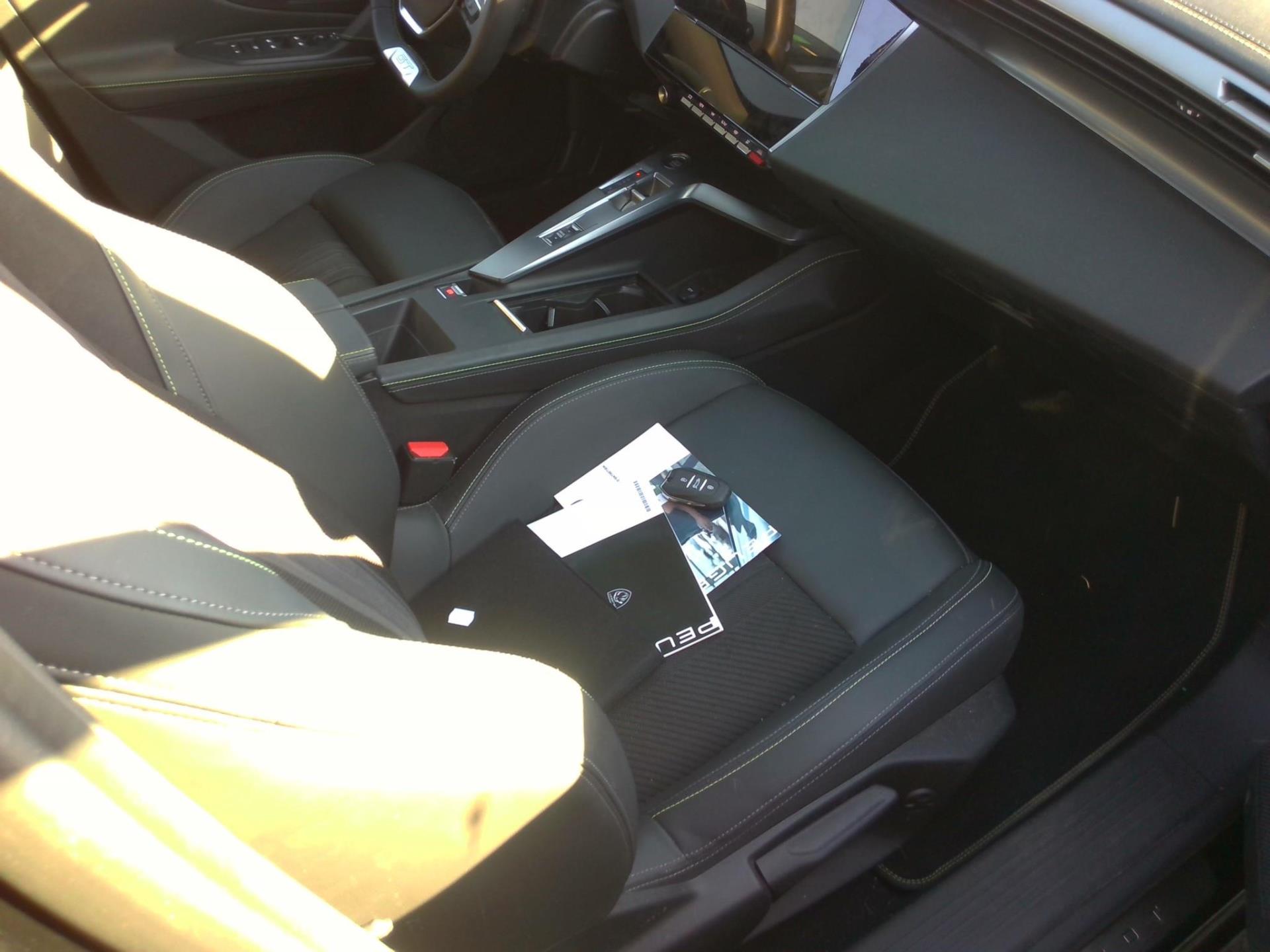 Peugeot 308 PHEV 225 e-EAT8 GT 2023