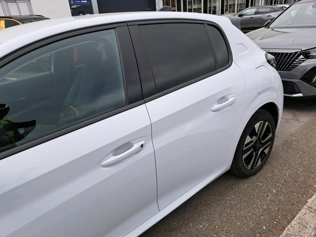 Peugeot 208 Hybrid 145 ch e-DCS6 Allure 2025