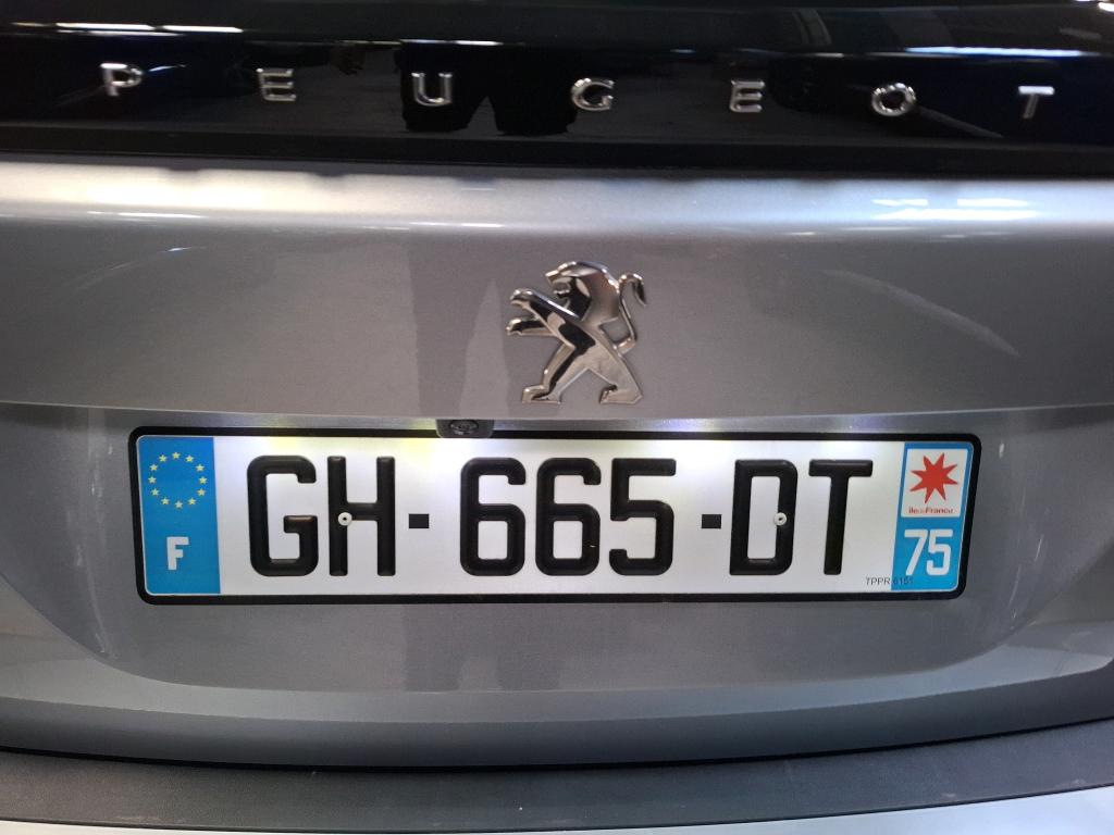 Peugeot 2008 PureTech 130 S&S EAT8 GT 2022