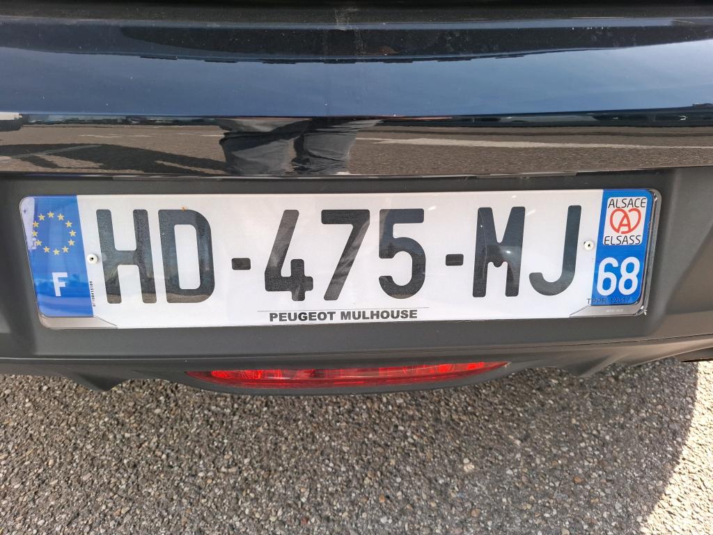 Peugeot 208 Hybrid 110 ch e-DCS6 Style 2025