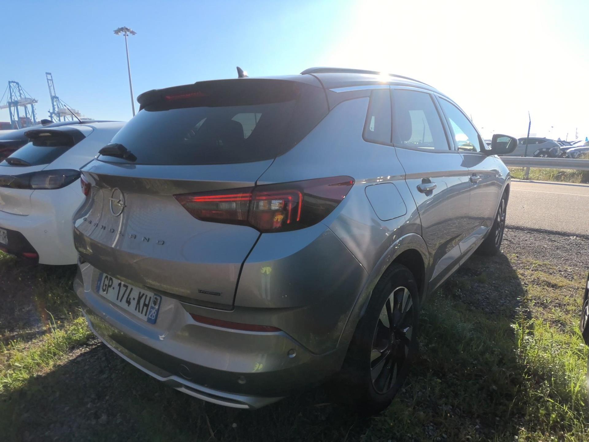 Opel Grandland Hybrid 225 ch BVA8 Elegance Business 2023