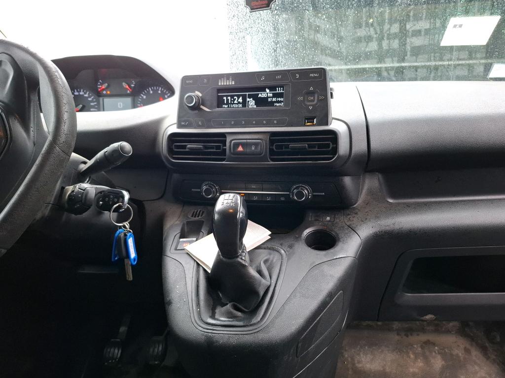 Peugeot PARTNER FOURGON STANDARD 650 KG BLUEHDI 100 S&S BVM5 PREMIUM 2020