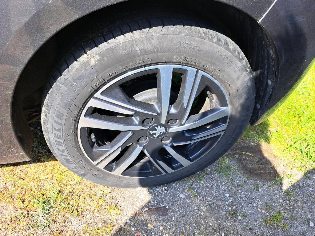 Peugeot 208 PureTech 75 S&S BVM5 Style 2023
