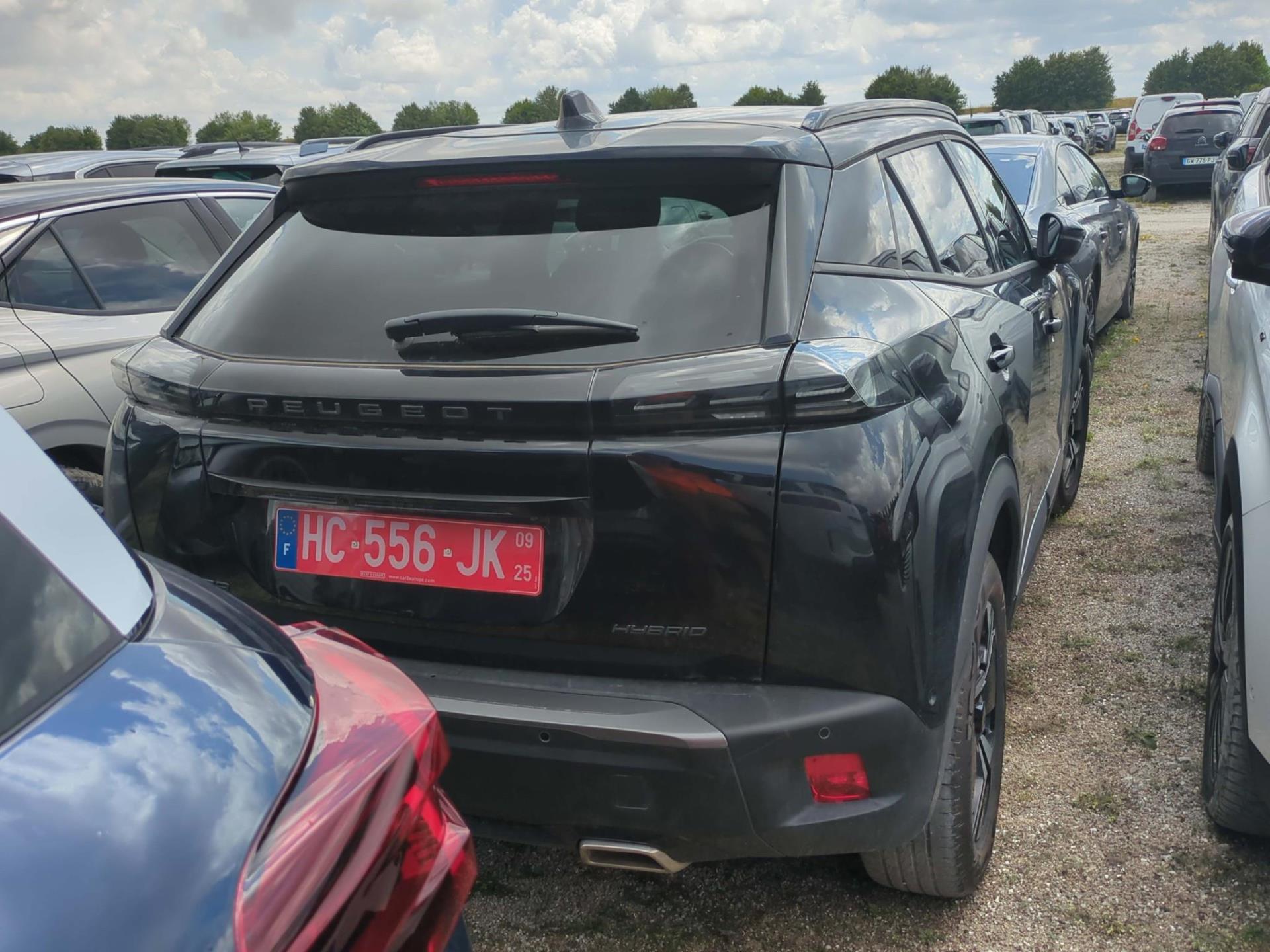 Peugeot 2008 Hybrid 136 e-DCS6 Allure 2025