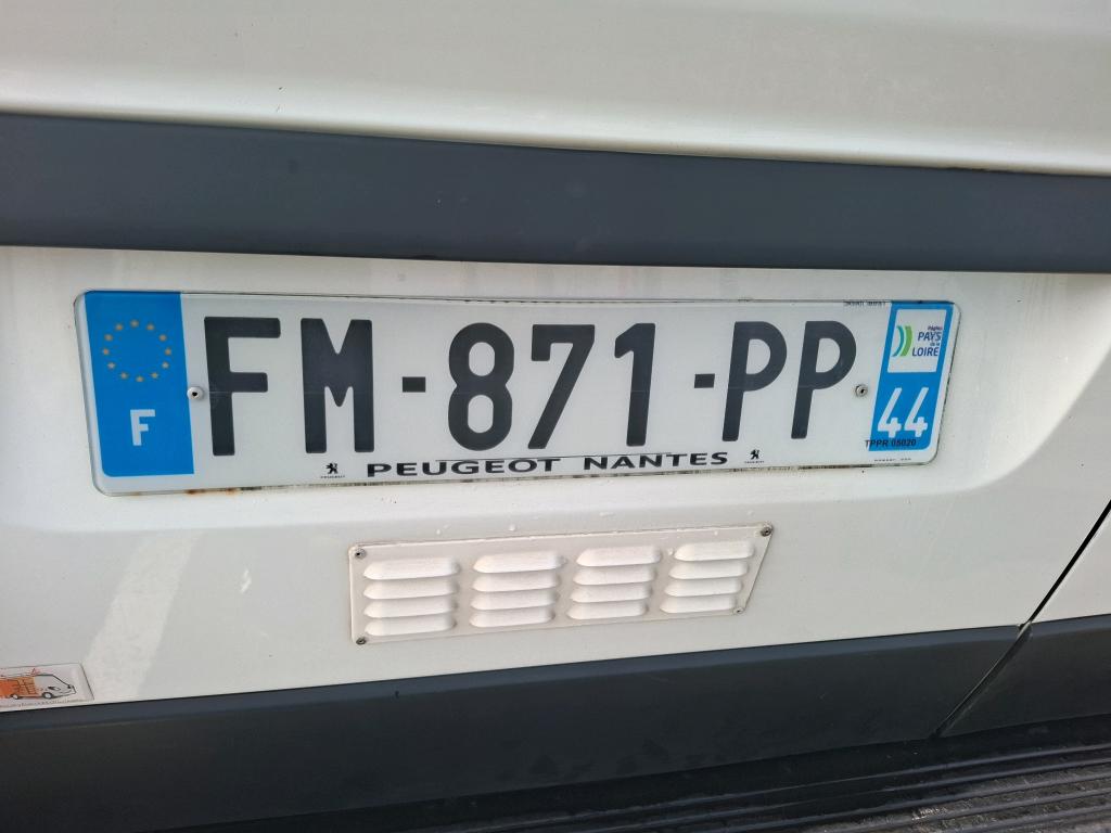 Peugeot BOXER TOLE 330 L2H1 BLUEHDI 140 S&S ASPHALT 2019