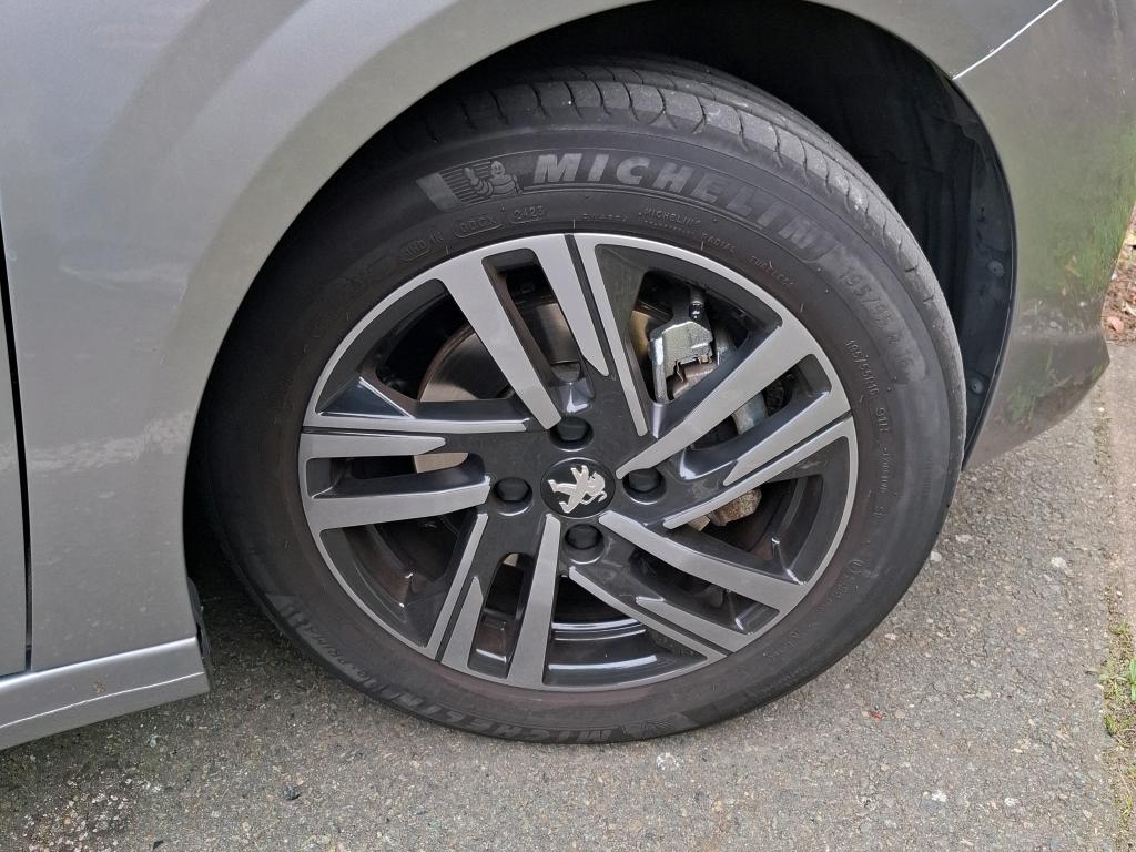 Peugeot 208 PureTech 100 S&S BVM6 Allure Pack 2023