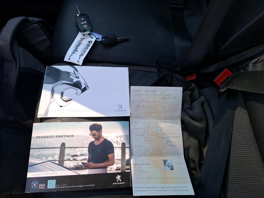 Peugeot PARTNER FOURGON STANDARD 650 KG BLUEHDI 100 S&S BVM5 PREMIUM 2021