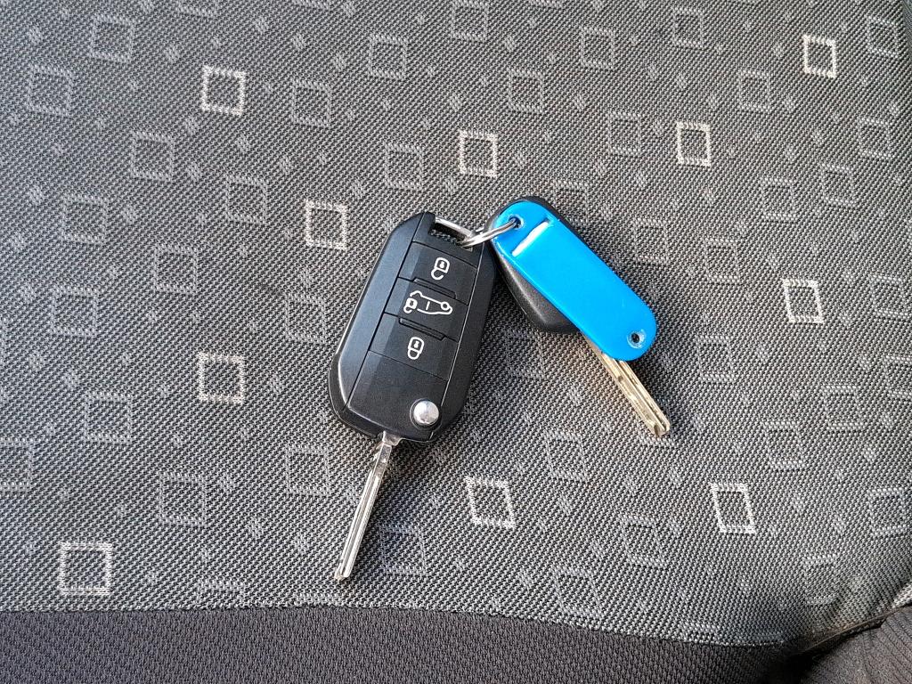 Citroen BERLINGO CA XL BLUEHDI 100 S&S BVM5 CONTROL 2020
