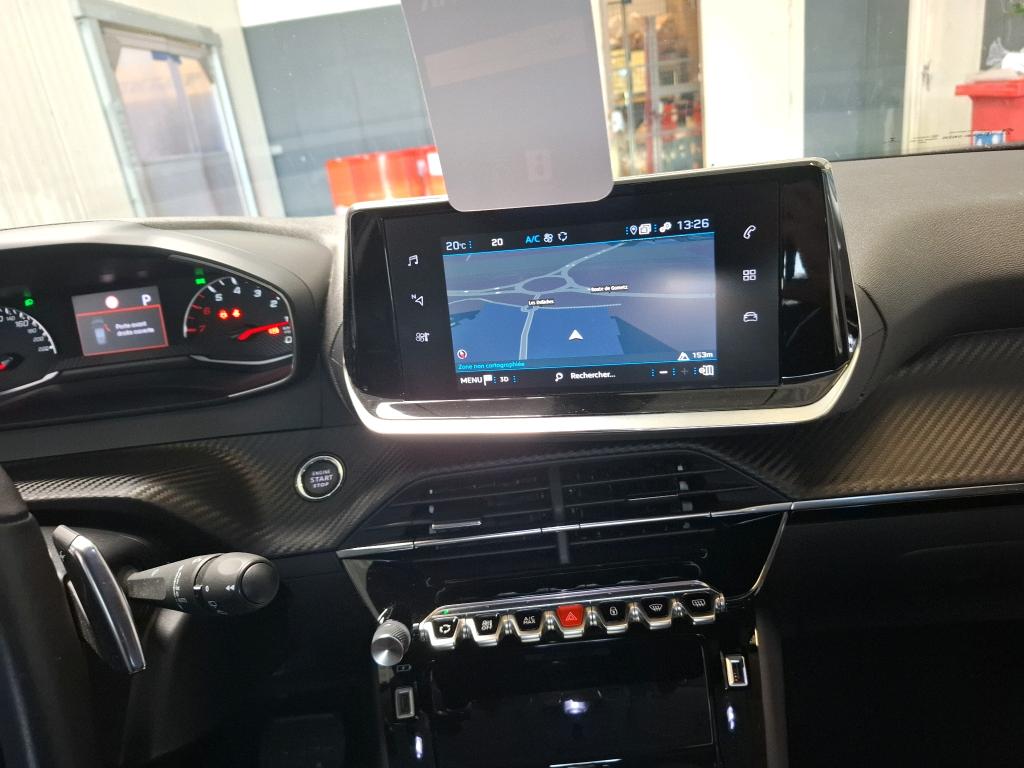 Peugeot 2008 BlueHDi 130 S&S EAT8 Allure 2021