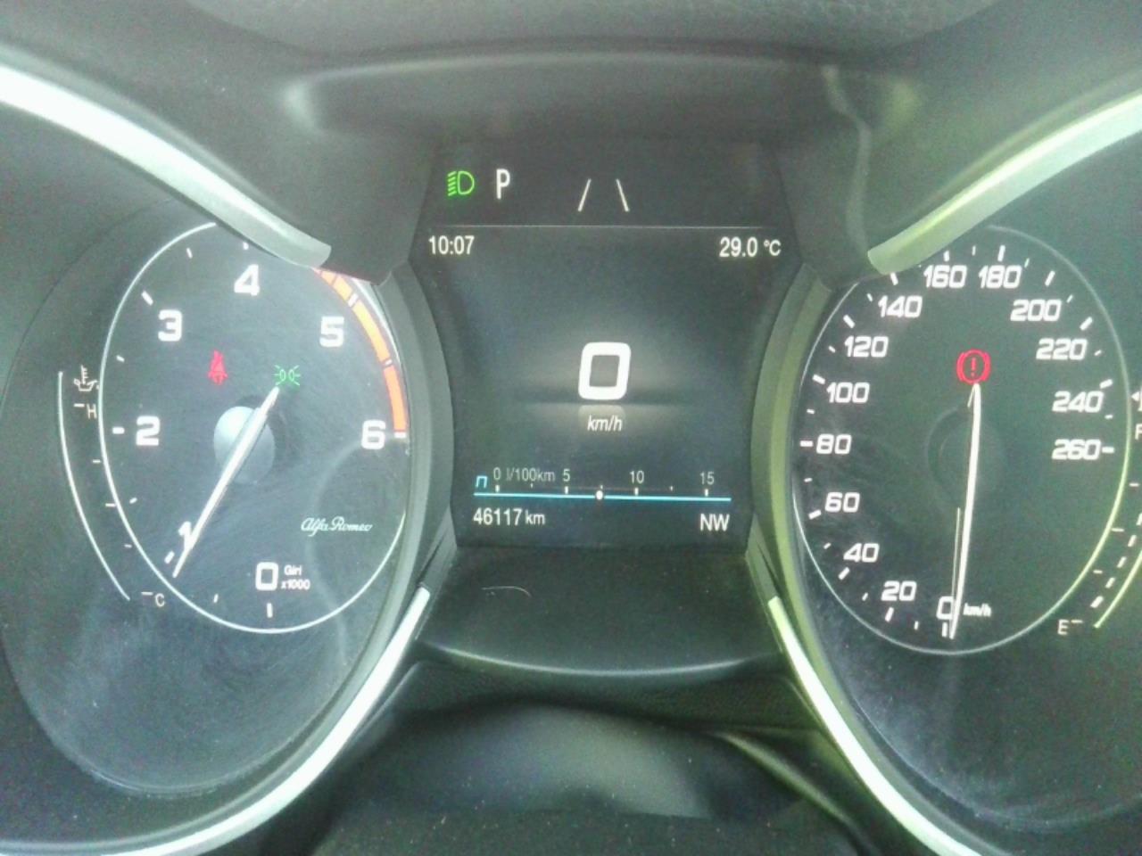 Foto Alfa Romeo Stelvio 4