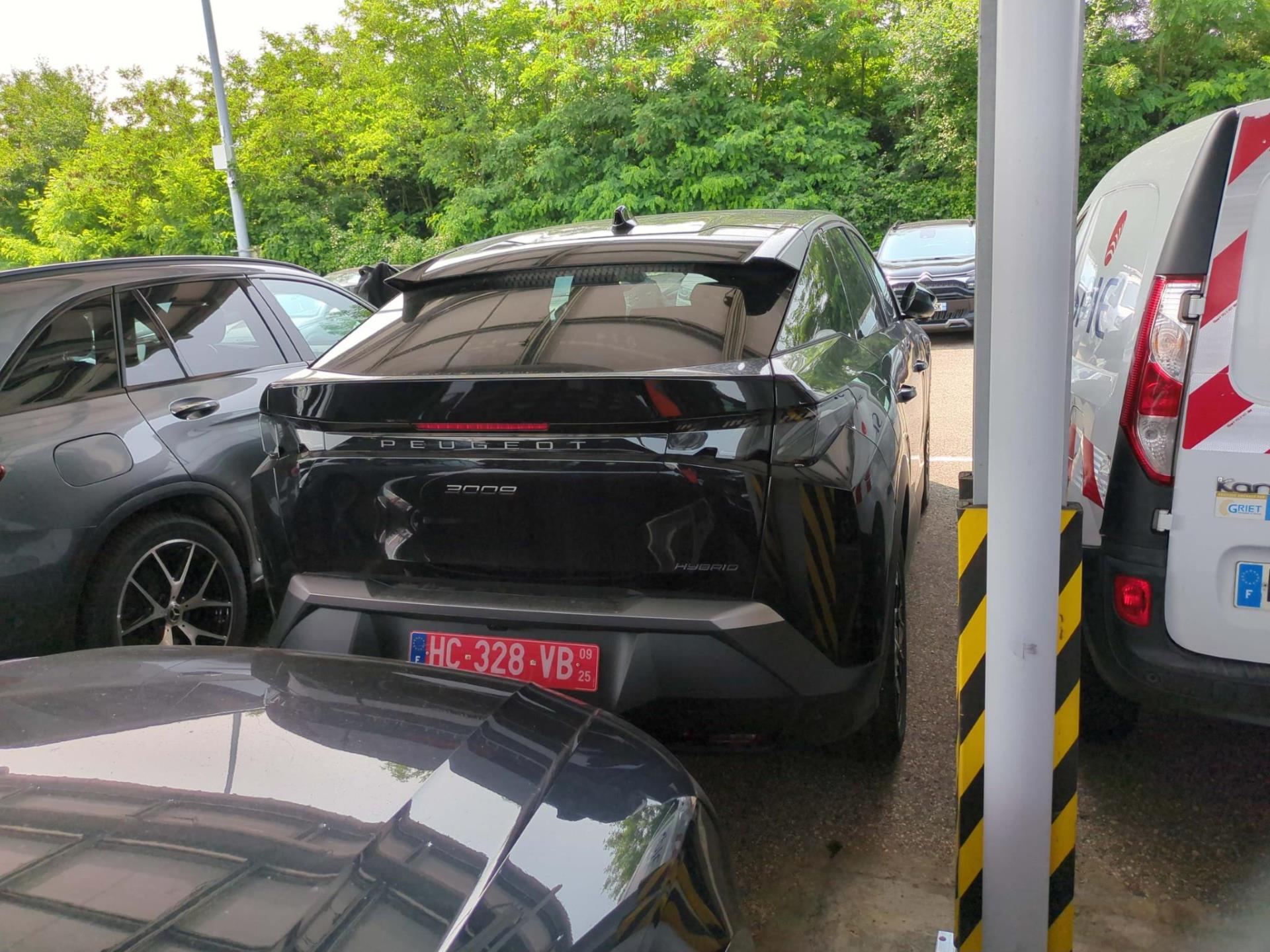 Peugeot 3008 Hybrid 136 e-DCS6 GT 2025