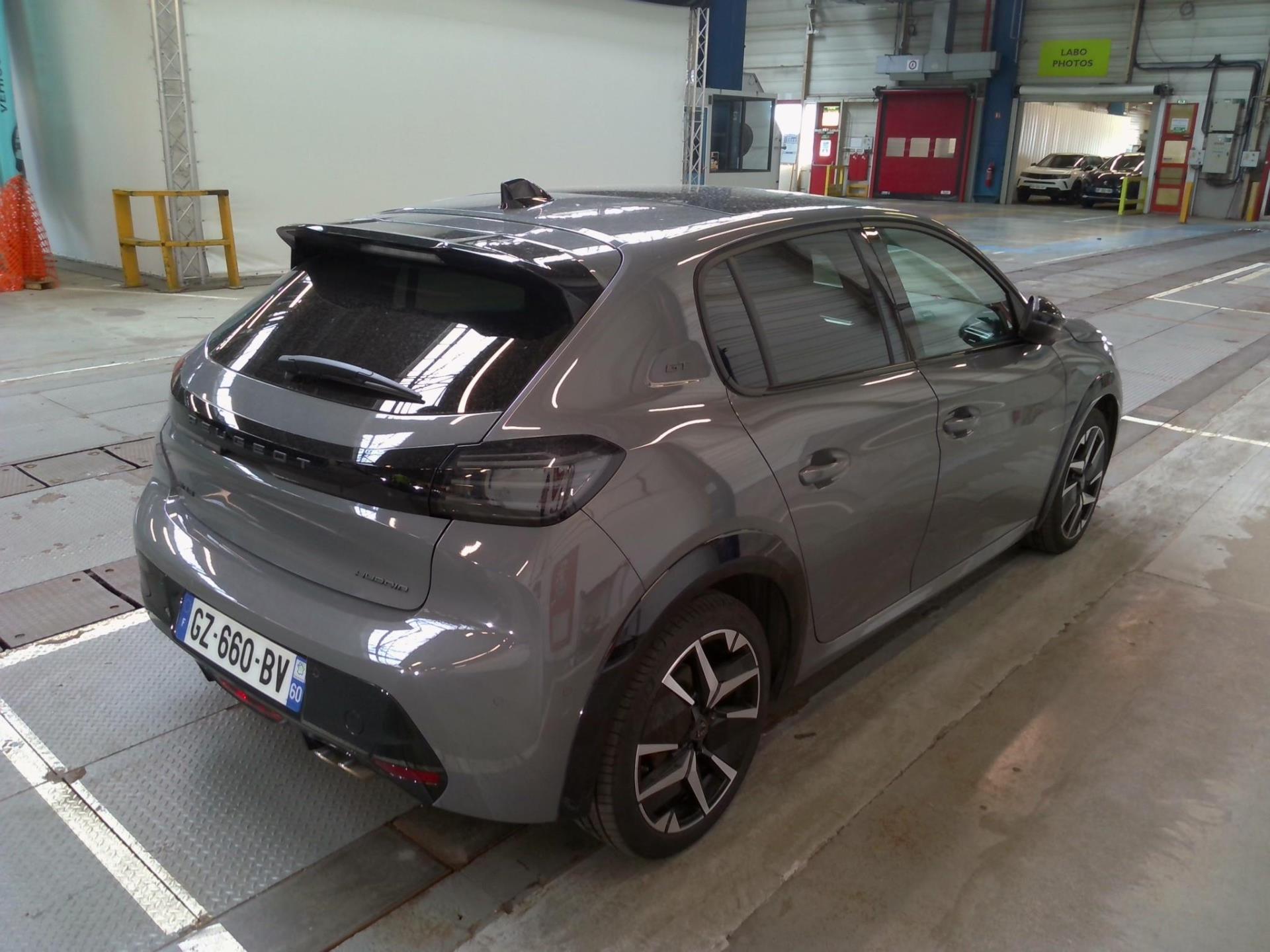 Peugeot 208 Hybrid 136 e-DCS6 GT 2024