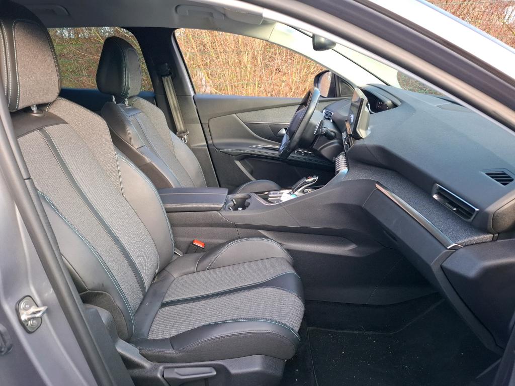 Peugeot 3008 BlueHDi 130ch S&S EAT8 Allure Pack 2022