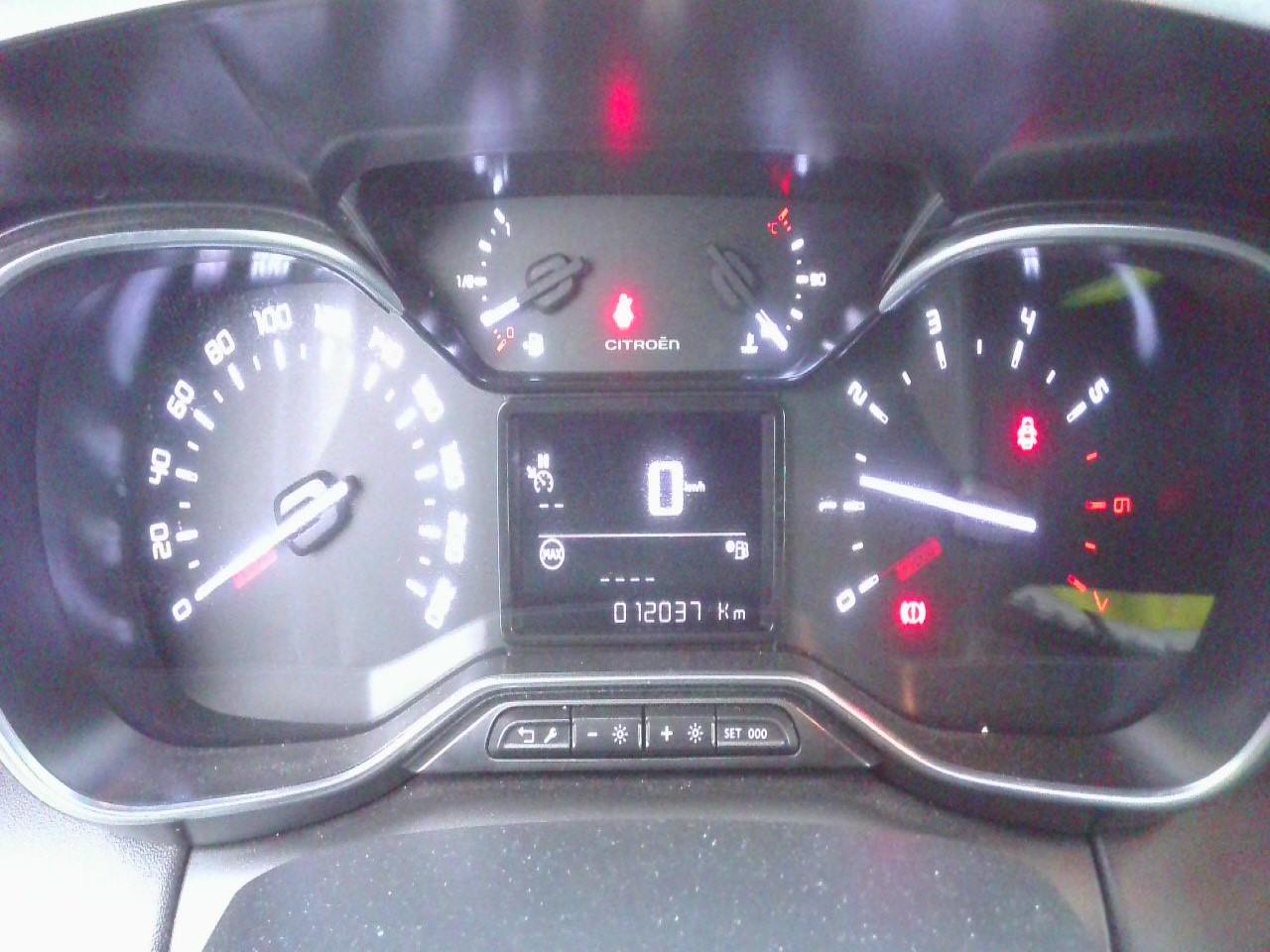 Foto Citroën C3 Aircross 5