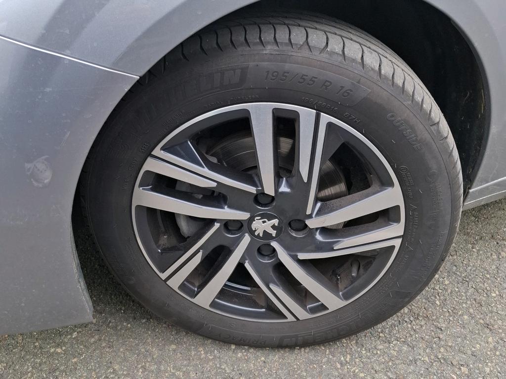 Peugeot 208 PureTech 100 S&S EAT8 Allure Pack 2022