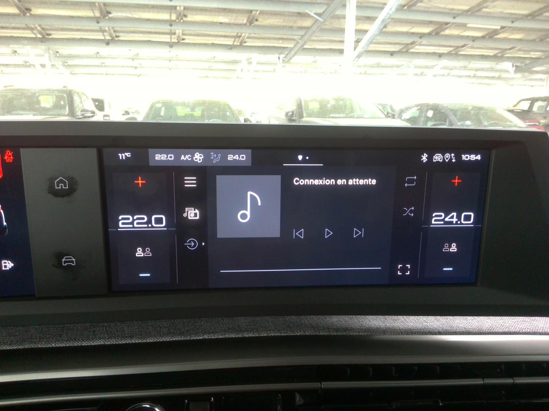 Peugeot 5008 Hybrid 145 ch e-DCS6 Allure 2025