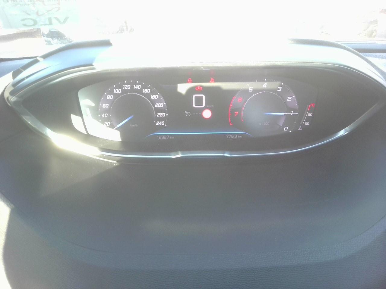 Foto Peugeot 3008 4