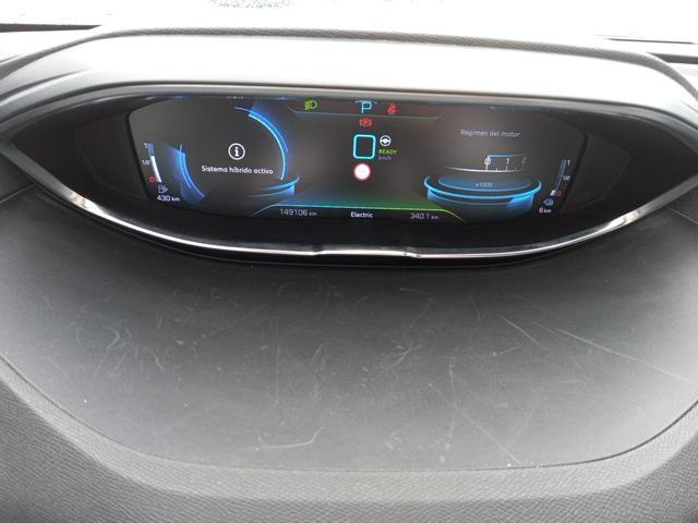 Foto Peugeot 3008 Hybrid 6