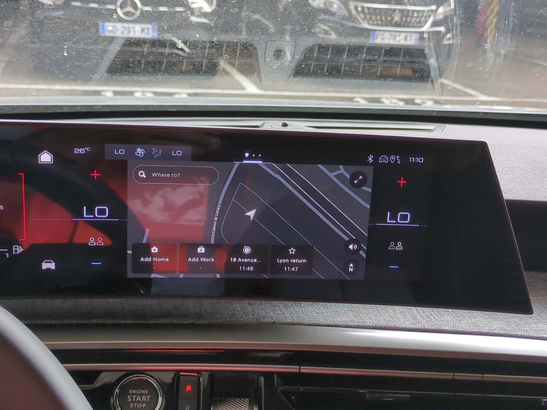 Peugeot 3008 Hybrid 136 e-DCS6 Allure 2025
