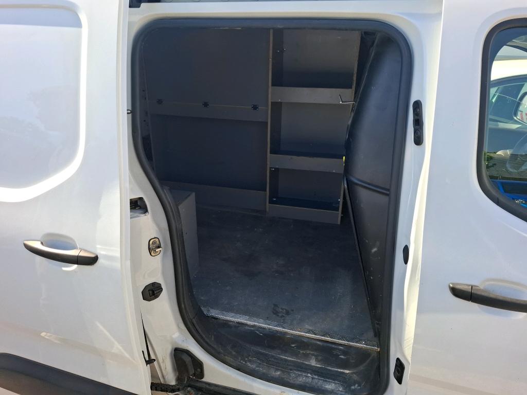 Peugeot PARTNER FOURGON STANDARD 650 KG BLUEHDI 100 S&S BVM6 PREMIUM 2022
