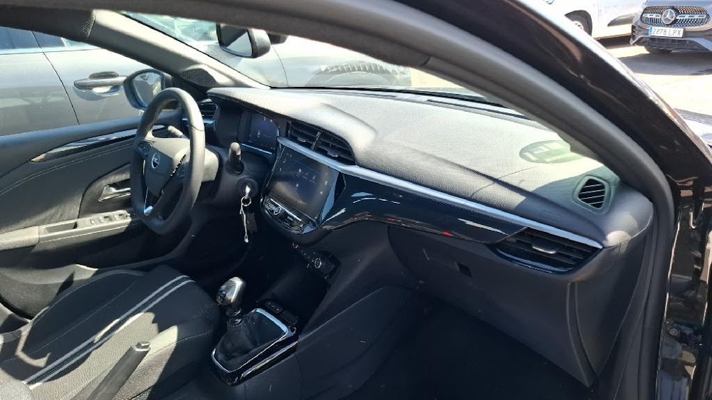 Foto Opel Corsa 13