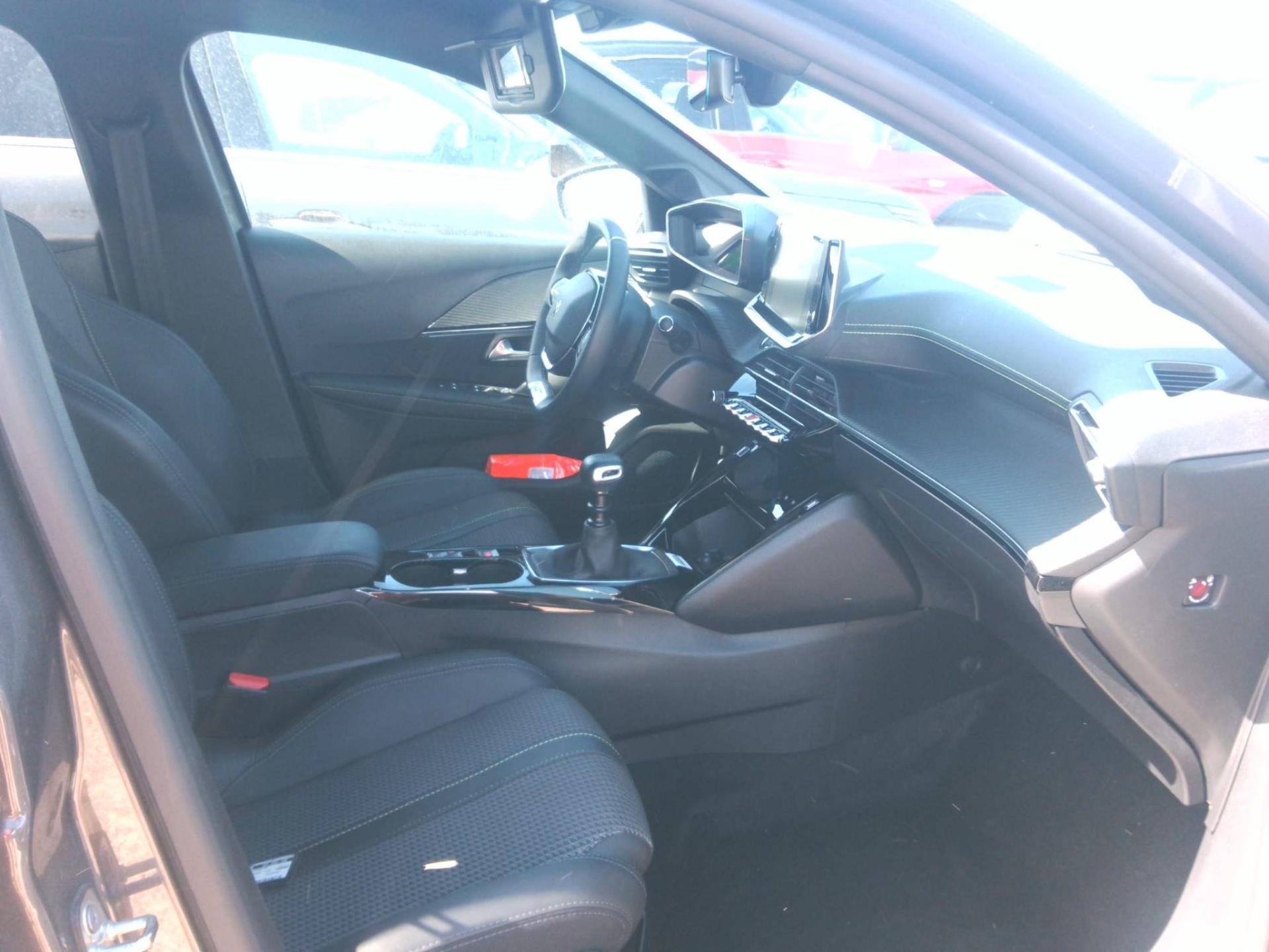 Peugeot 208 PureTech 100 S&S BVM6 GT 2023