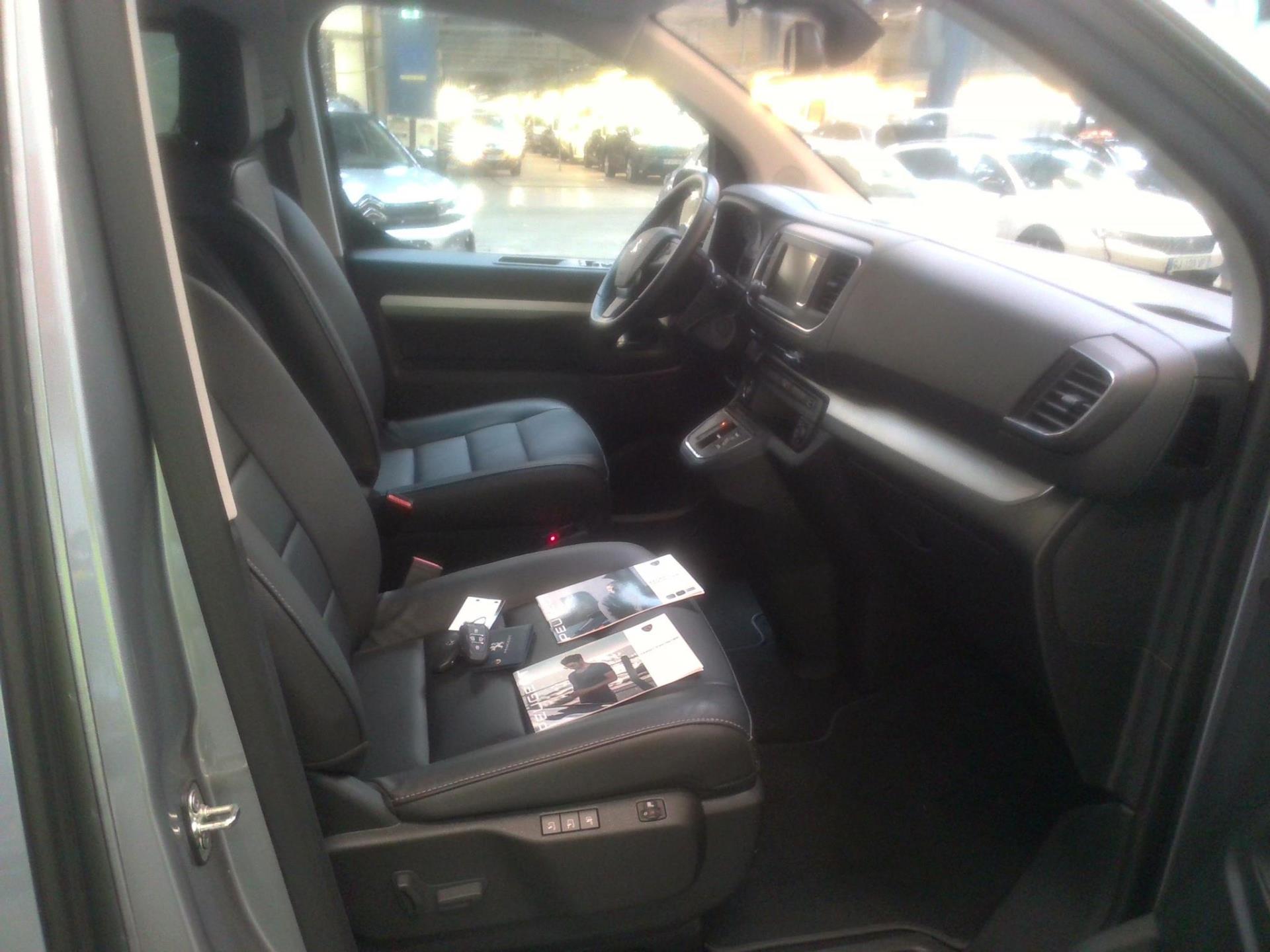 Peugeot Traveller Standard Electrique 75 kWh 136ch Allure 2022