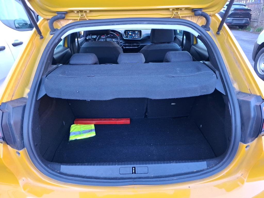 Peugeot 208 BlueHDi 100 S&S BVM6 Active 2021