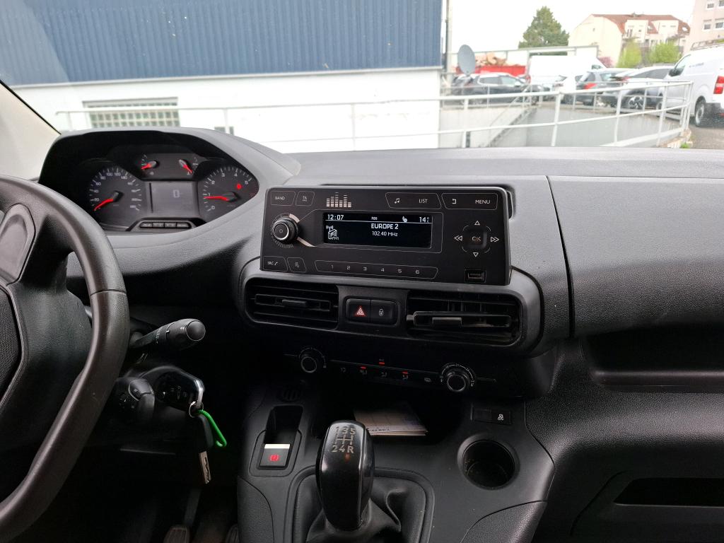 Peugeot PARTNER FOURGON STANDARD 650 KG BLUEHDI 100 S&S BVM5 PREMIUM 2020