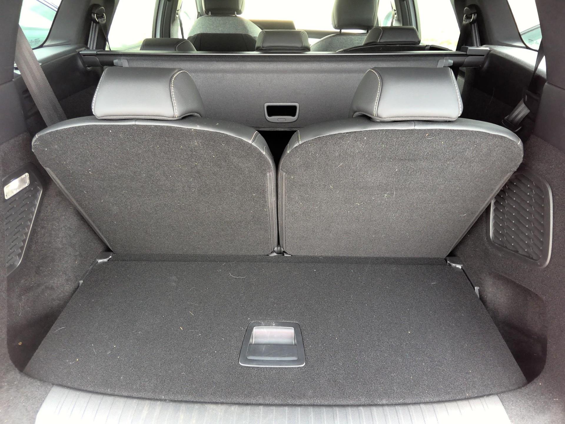 Peugeot 5008 Hybrid 136 e-DCS6 Allure 2024