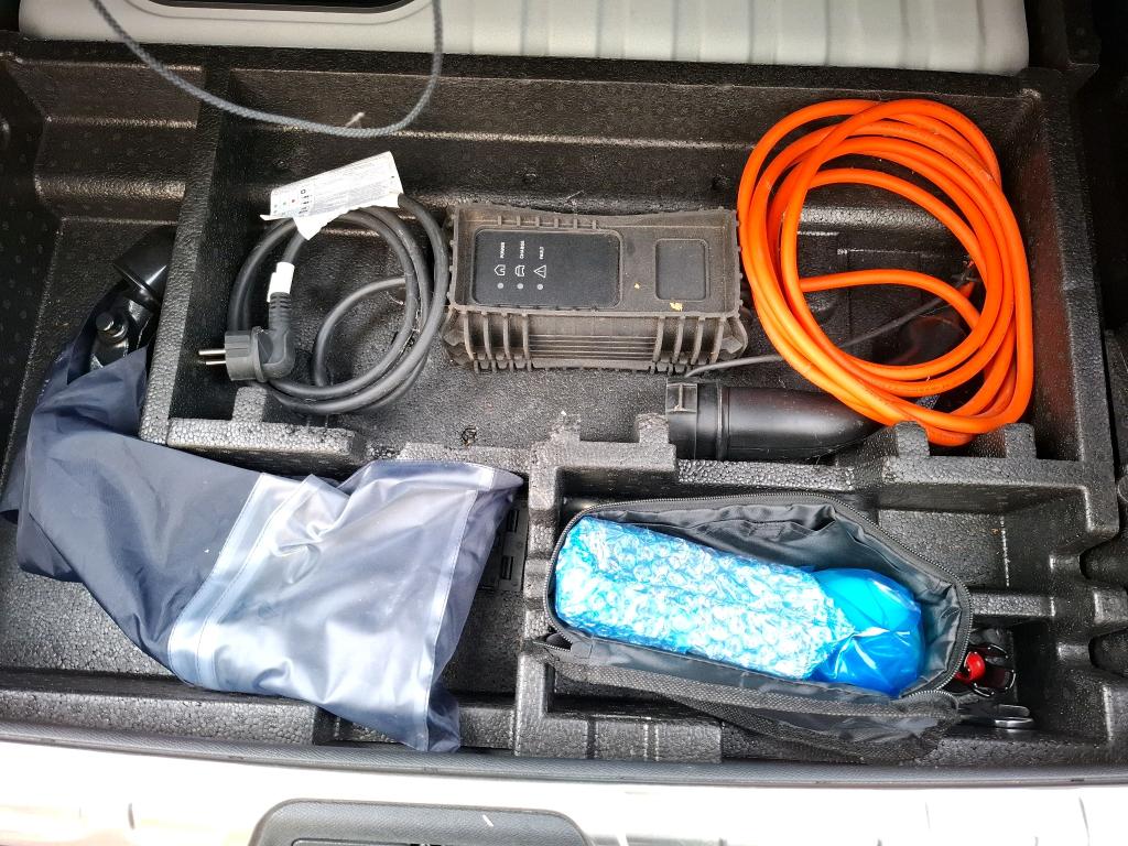 Peugeot 408 PHEV 225 e-EAT8 GT 2023