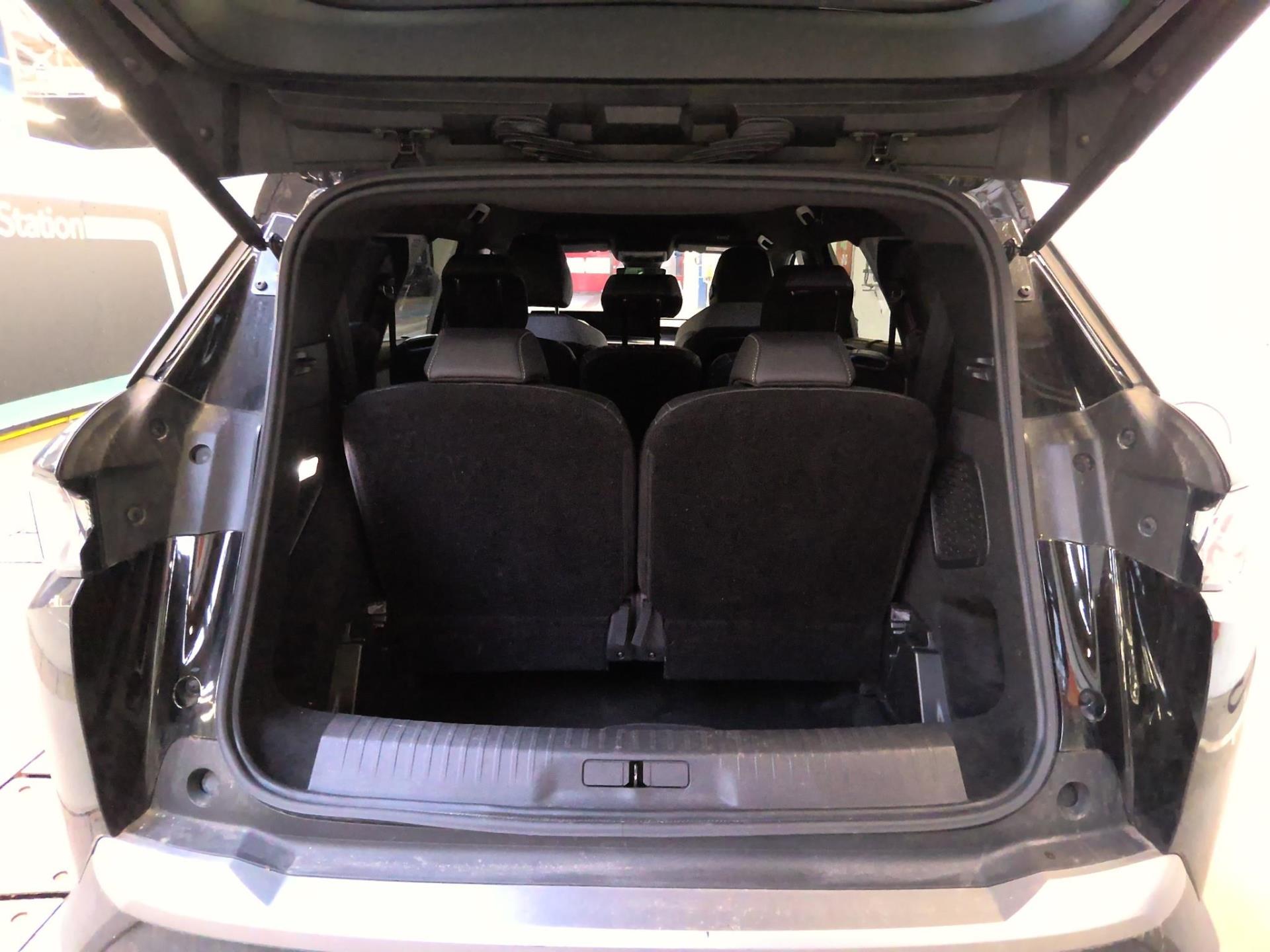 Peugeot 5008 Hybrid 145 ch e-DCS6 GT 2025