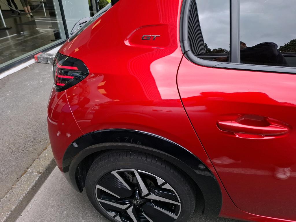 Peugeot 208 Hybrid 110 e-DCS6 GT 2025