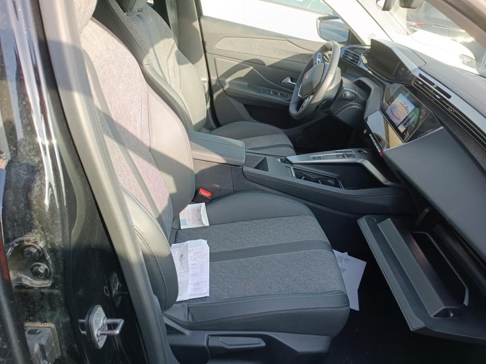 Foto Peugeot 408 14