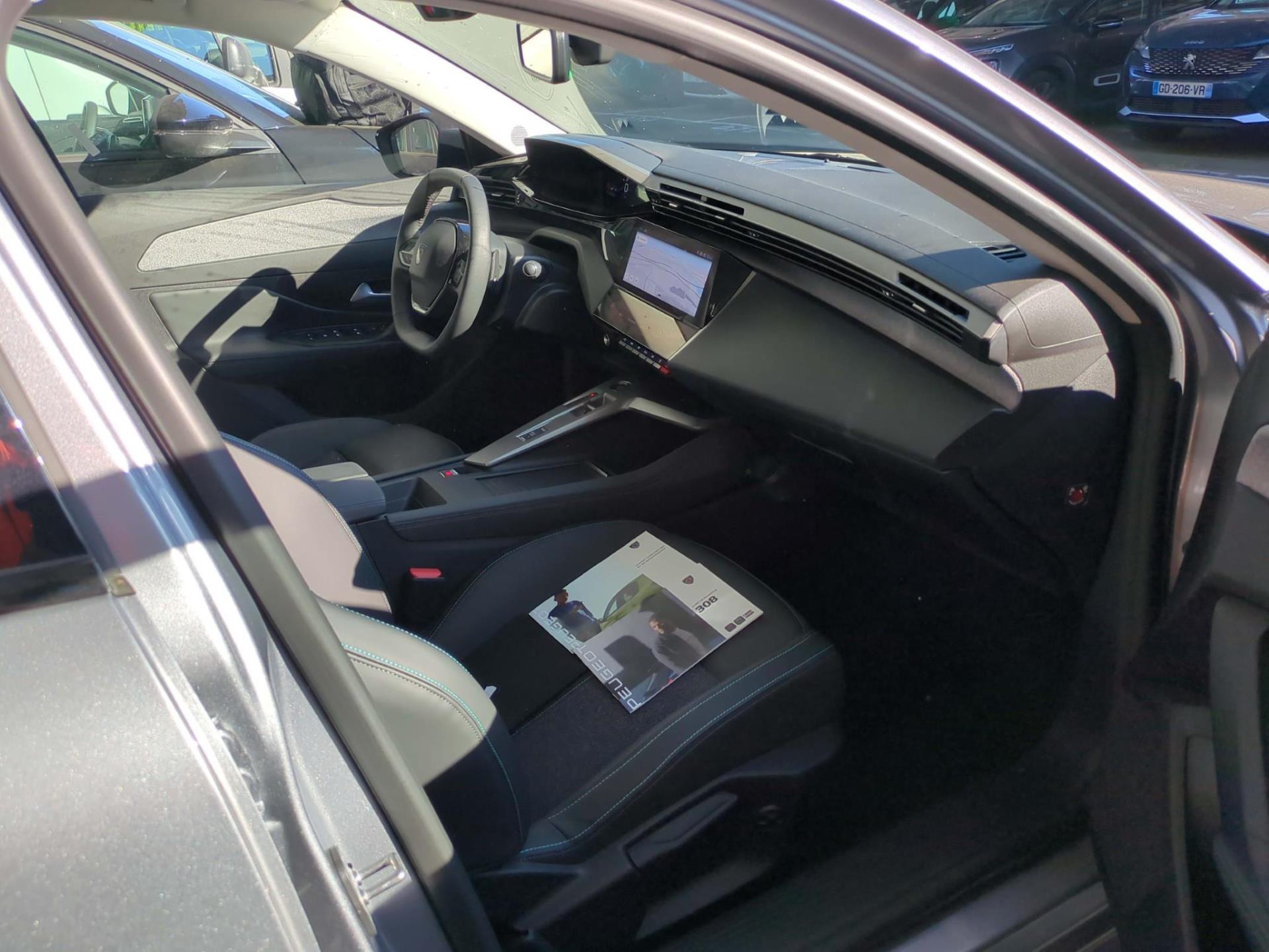 Peugeot 308 SW BlueHDi 130ch S&S EAT8 Allure 2024