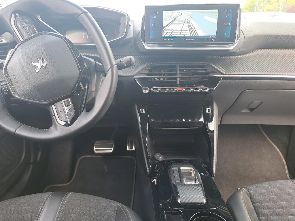 Peugeot 2008 PureTech 130 S&S EAT8 Roadtrip 2022