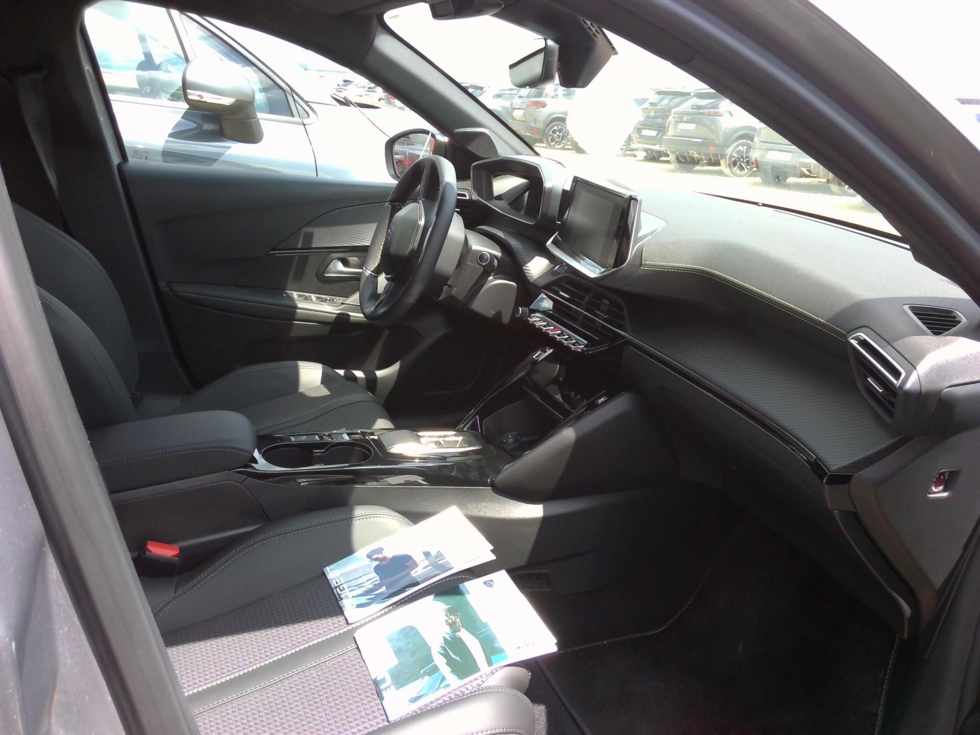 Peugeot 208 Electrique 50 kWh 136ch GT 2023