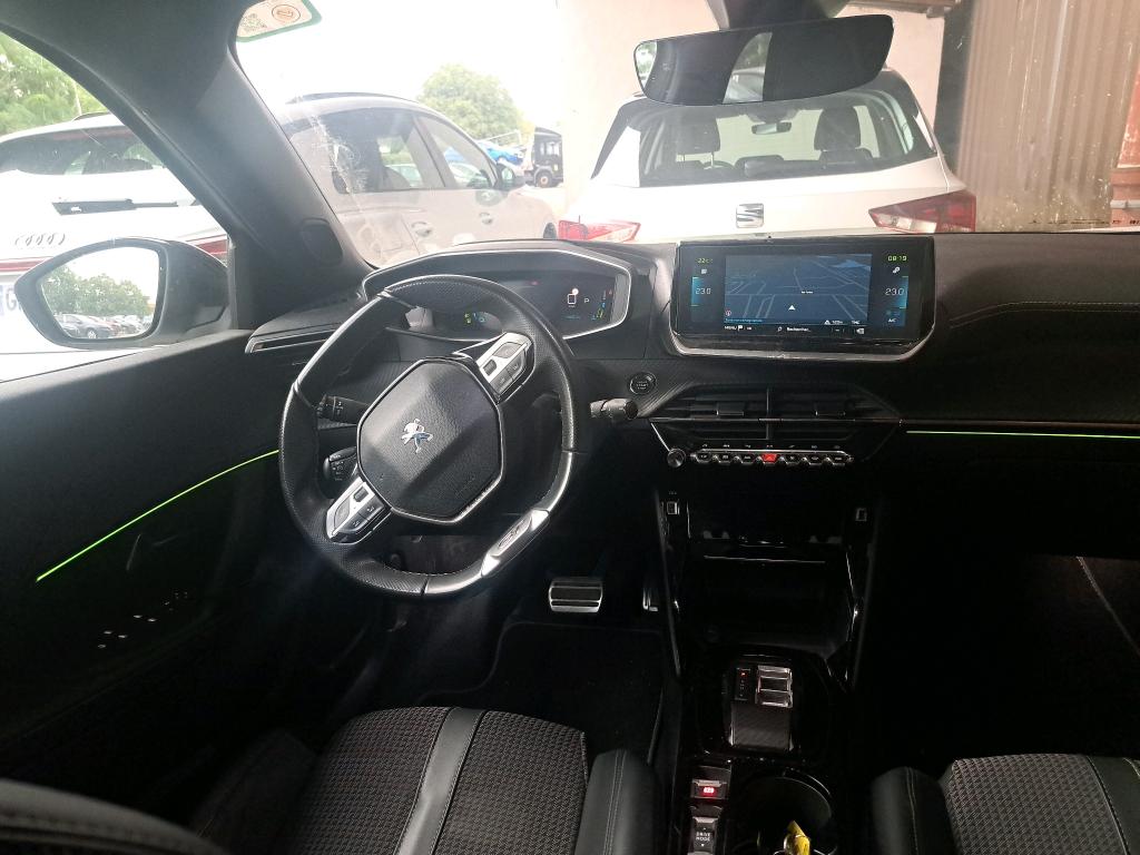 Peugeot 2008 Electrique 136 ch GT 2022