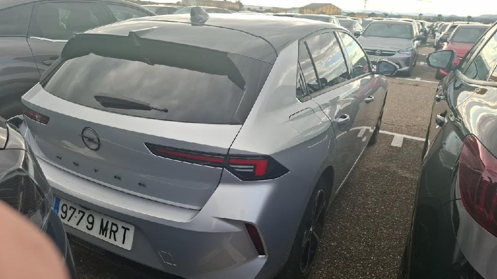 Foto Opel Astra 8