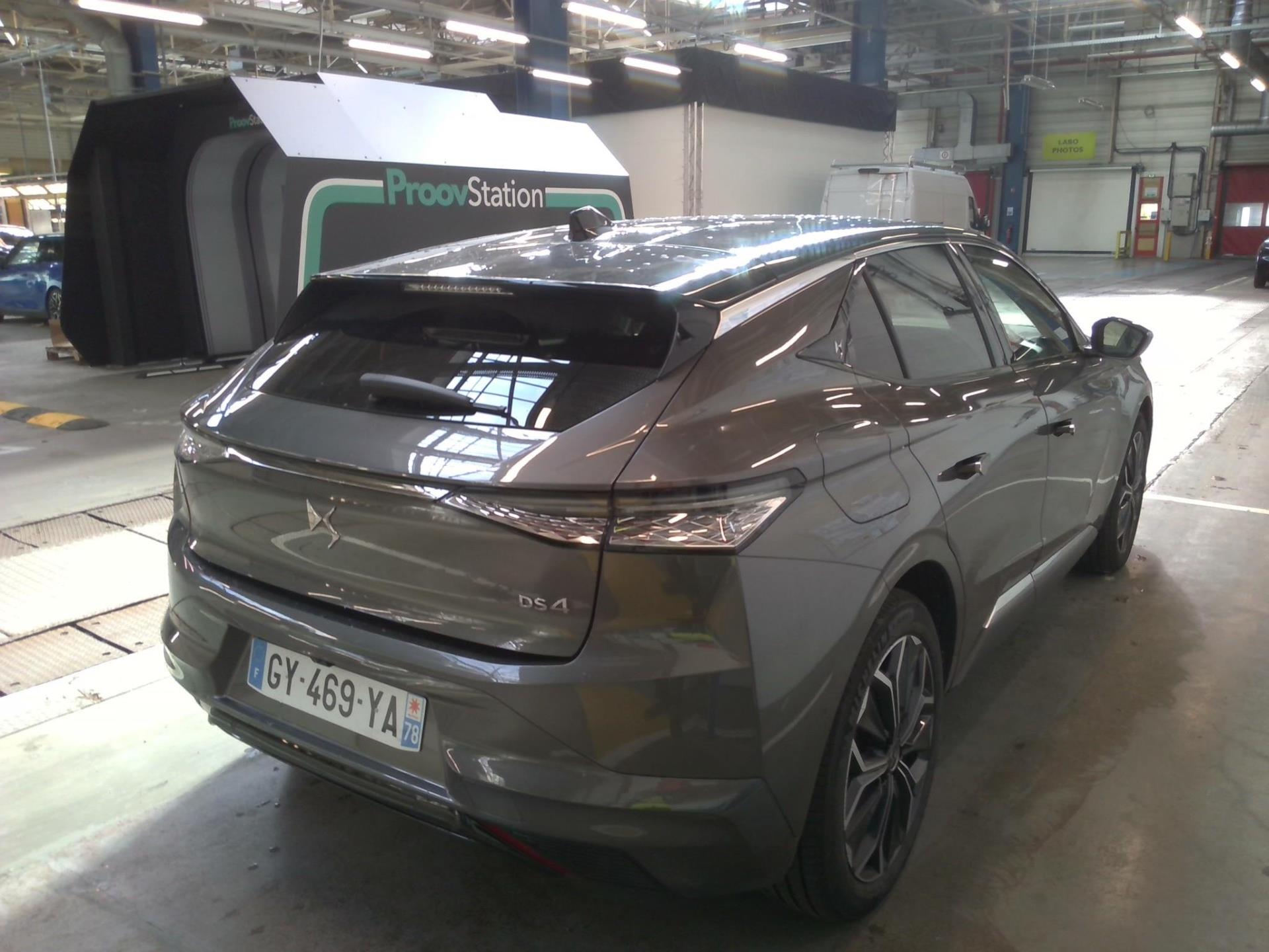 DS DS 4 BlueHDi 130 EAT8 Etoile - Alcantara 2024
