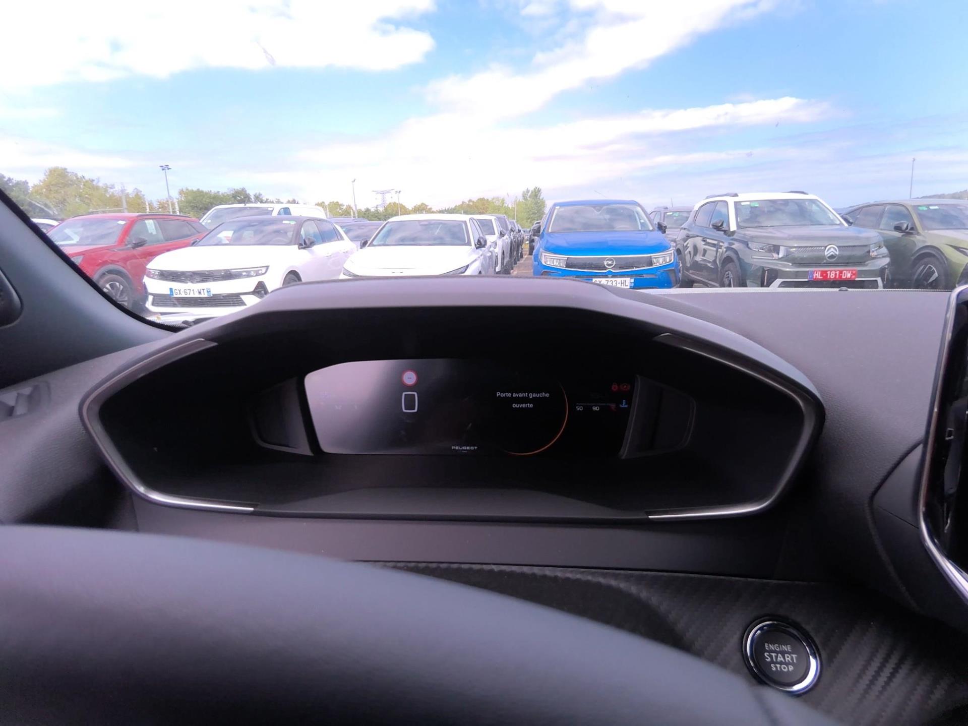 Peugeot 2008 Turbo 100 ch BVM6 Allure 2026